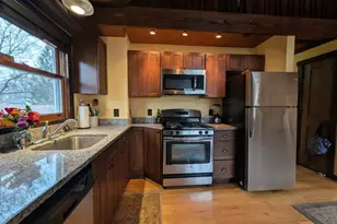 117 Lakewood Ave, Crystal Lake, IL 60014 - Photo 12