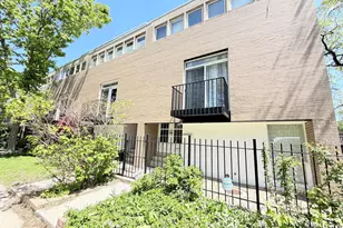 5557 S Harper Ave, Chicago, IL 60637 - Photo 1