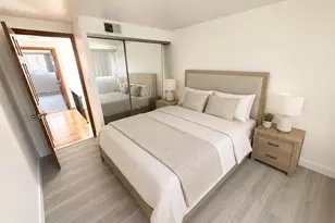 5557 S Harper Ave, Chicago, IL 60637 - Photo 8