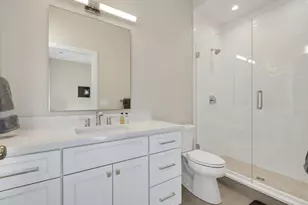 225 Burlington Ave, Clarendon Hills, IL 60514 - Photo 16