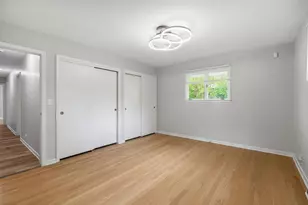 27 Sheffield Ln, Oak Brook, IL 60523 - Photo 16