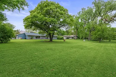 27 Sheffield Lane, Oak Brook, IL 60523 - Photo 22