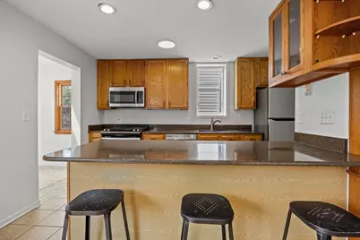 1323 E 61st Street, Chicago, IL 60637 - Photo 8