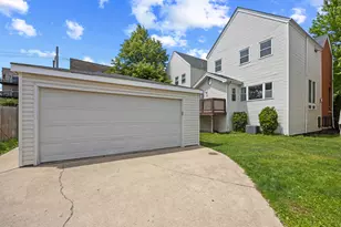 1323 E 61st St, Chicago, IL 60637 - Photo 32