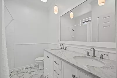 1323 E 61st Street, Chicago, IL 60637 - Photo 24