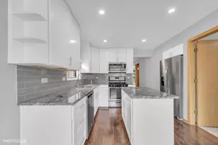 4043 N Wagner Ave, Schiller Park, IL 60176 - Photo 14