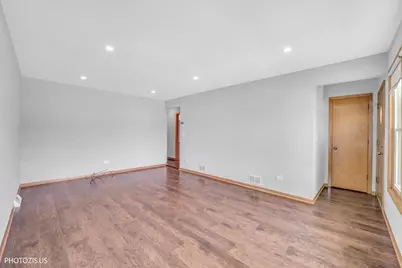 4043 N Wagner Avenue, Schiller Park, IL 60176 - Photo 6