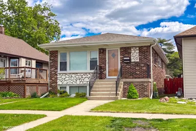 4043 N Wagner Avenue, Schiller Park, IL 60176 - Photo 1