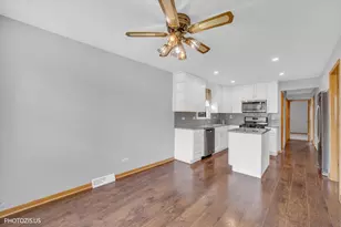 4043 N Wagner Ave, Schiller Park, IL 60176 - Photo 16