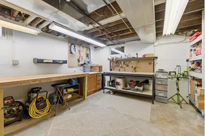2631 Western Avenue, Davenport, IA 52803 - Photo 18