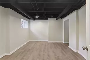 8032 S Carpenter St, Chicago, IL 60620 - Photo 30