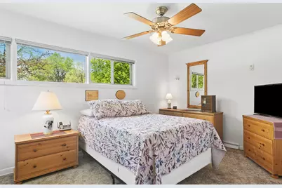 555 S Cedar Street, Palatine, IL 60067 - Photo 10