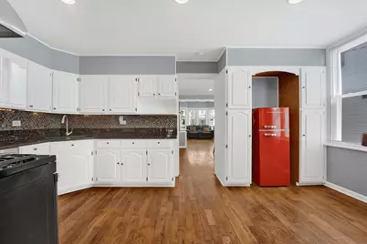 3721 W Shakespeare Avenue, Chicago, IL 60647 - Photo 14