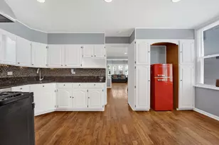 3721 W Shakespeare Ave, Chicago, IL 60647 - Photo 14