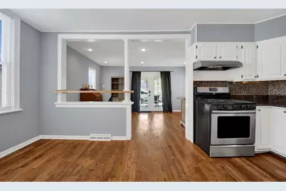 3721 W Shakespeare Avenue, Chicago, IL 60647 - Photo 16