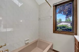 18W724 20th Pl, Lombard, IL 60148 - Photo 34
