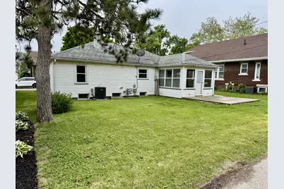 415 9th Place, Lasalle, IL 61301 - Photo 4