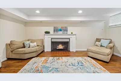 7050 N McAlpin Avenue, Chicago, IL 60646 - Photo 16