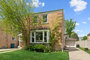 1678 Ash St, Des Plaines, IL 60018 - Photo 2