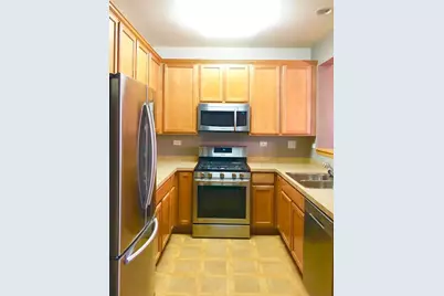 2575 Hillsboro Boulevard, Aurora, IL 60503 - Photo 6