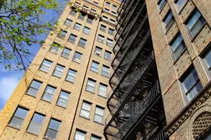 7321 S South Shore Dr, Chicago, IL 60649 - Photo 2