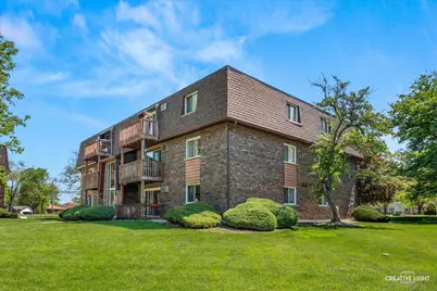 19330 Wolf Road #9, Mokena, IL 60448 - Photo 2