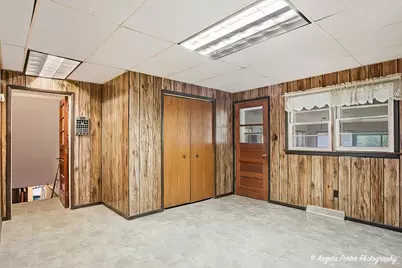 42177 N Lake Avenue, Antioch, IL 60002 - Photo 2