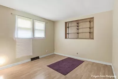 42177 N Lake Avenue, Antioch, IL 60002 - Photo 14