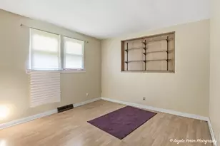 42177 N Lake Ave, Antioch, IL 60002 - Photo 14