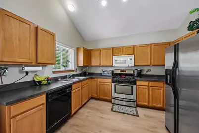6102 Oldcreek Lane, Joliet, IL 60431 - Photo 12