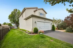 6102 Oldcreek Ln, Joliet, IL 60431 - Photo 4