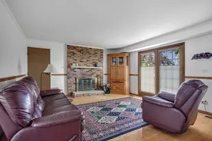 1477 William Clifford Ln, Elk Grove Village, IL 60007 - Photo 8