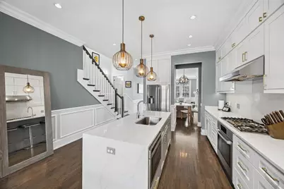 1616 N Hamlin Avenue, Chicago, IL 60647 - Photo 8