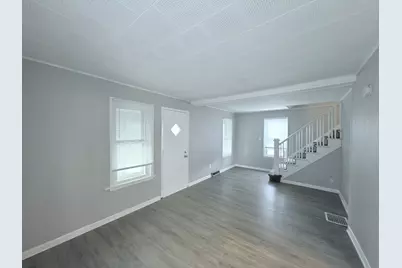 2233 24th Street, Rock Island, IL 61201 - Photo 2