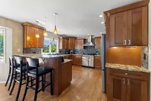 11019 Shenandoah Dr, Orland Park, IL 60467 - Photo 8