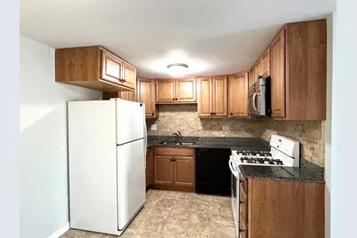102 Tonset Court #102, Schaumburg, IL 60193 - Photo 4