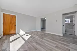 7653 S Roberts Rd, Bridgeview, IL 60455 - Photo 22