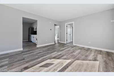 7653 S Roberts Road, Bridgeview, IL 60455 - Photo 18