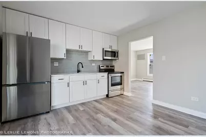7653 S Roberts Road, Bridgeview, IL 60455 - Photo 24