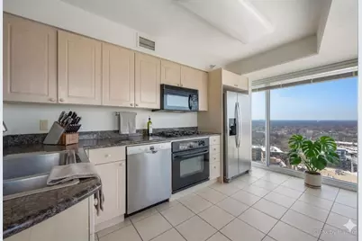 1720 Maple Avenue #2460, Evanston, IL 60201 - Photo 6