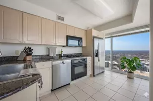 1720 Maple Ave, Evanston, IL 60201 - Photo 6