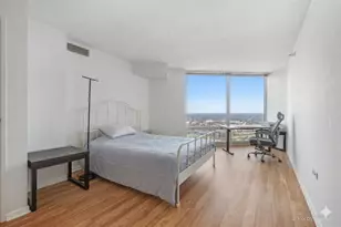 1720 Maple Ave, Evanston, IL 60201 - Photo 12