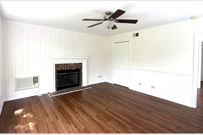 606 S 3rd Street, West Dundee, IL 60118 - Photo 4