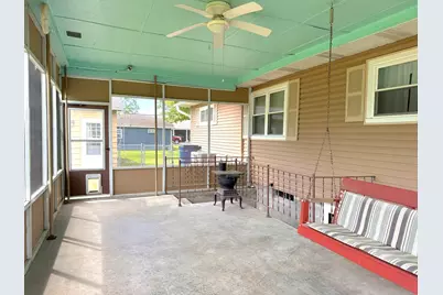 106 S George Street, Hurst, IL 62949 - Photo 10