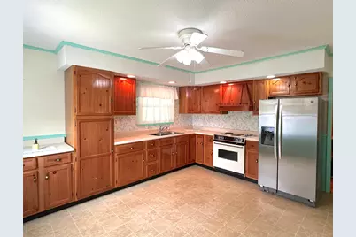 106 S George Street, Hurst, IL 62949 - Photo 4