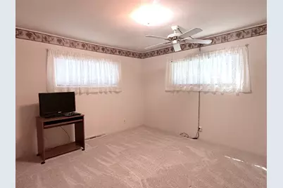 106 S George Street, Hurst, IL 62949 - Photo 6