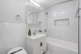 2724 W Jerome St, Chicago, IL 60645 - Photo 22