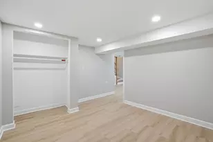 2724 W Jerome St, Chicago, IL 60645 - Photo 30