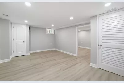 2724 W Jerome Street, Chicago, IL 60645 - Photo 26