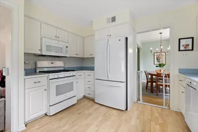 1718 N 79th Court, Elmwood Park, IL 60707 - Photo 10